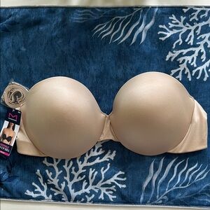 Maidenform Tan Molded Cup Strapless Bra Seamless Design w/ removable straps